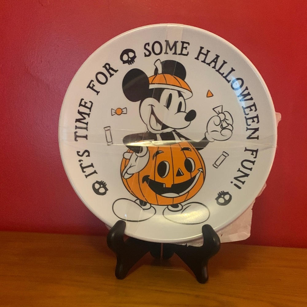 Halloween Fun Mickey Mouse Party Plates